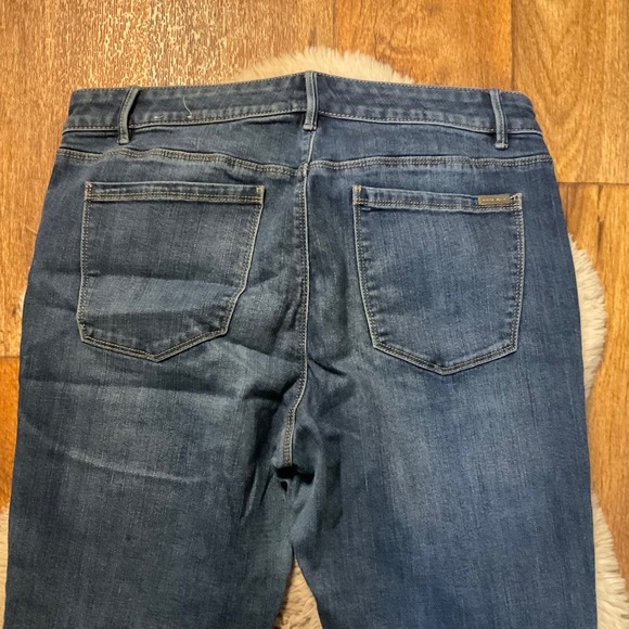 White House Black Market Size 12 The Boot Denim Jeans Medium Blue Womens - Picture 6 of 9